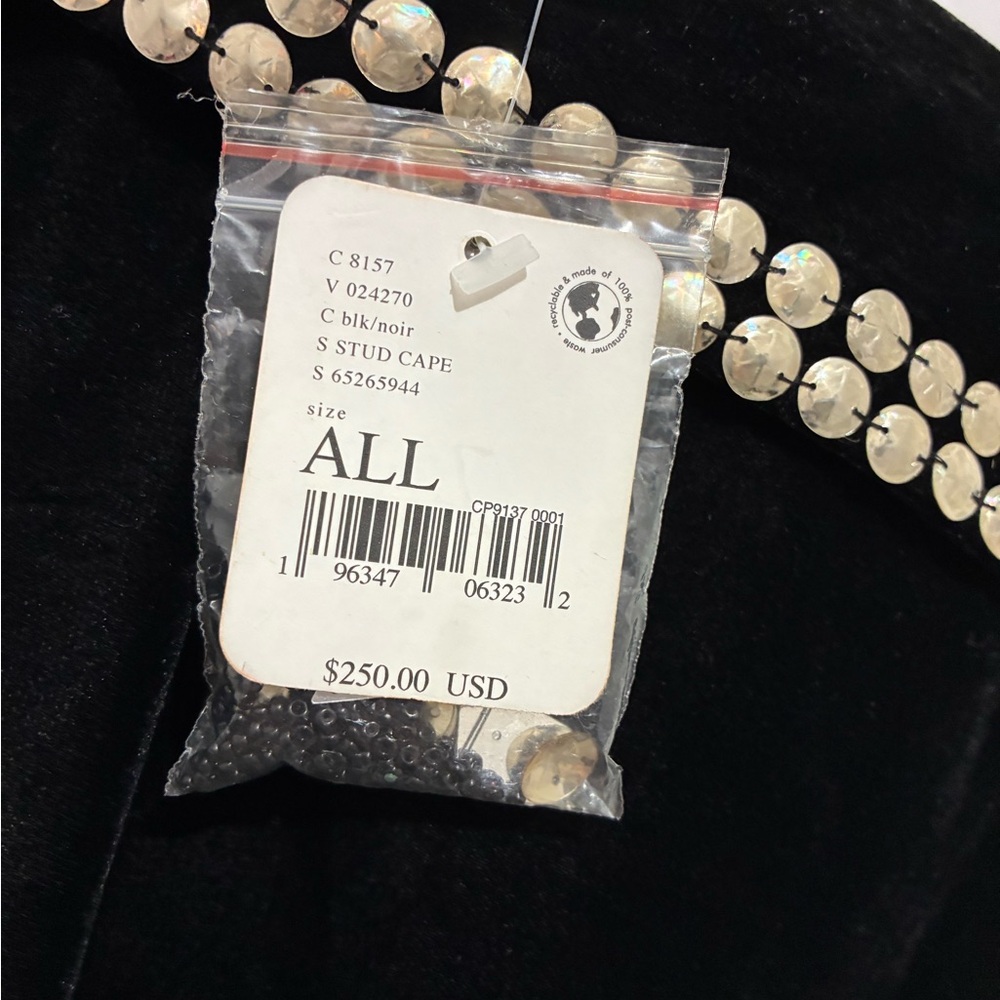 Free People Encore Embellished Velvet Cape NWT - Picture 13 of 14